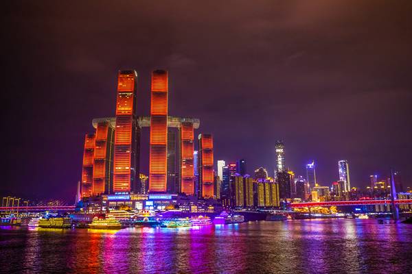 迷人夜景。渝中區(qū)委宣傳部供圖