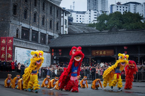 獅龍爭霸賽現(xiàn)場(chǎng)?；顒?dòng)方供圖